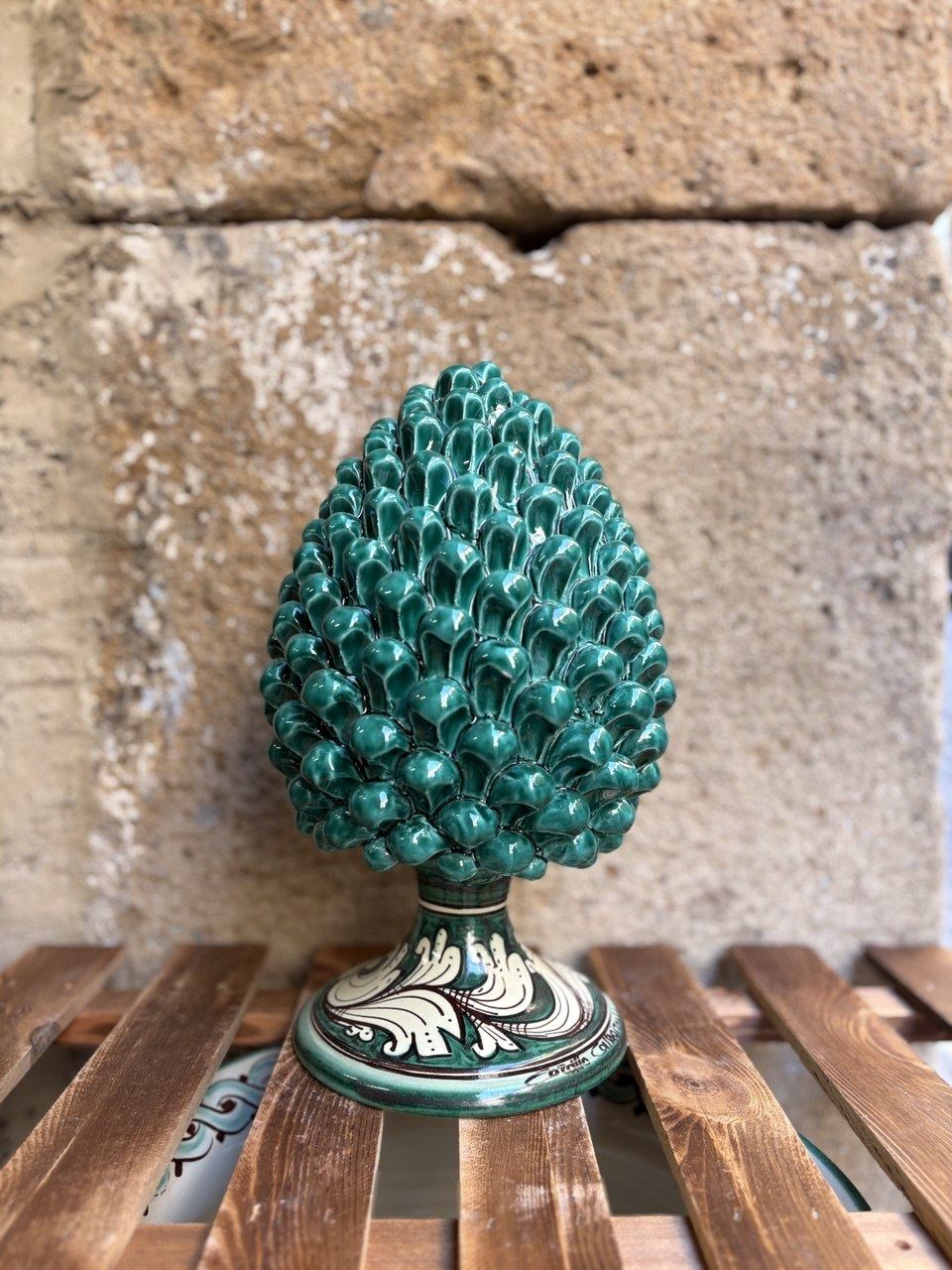 Pigna artigianale in ceramica di Caltagirone
