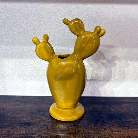 Prickly pear diffuser, ceramic bomboniera from Caltagirone