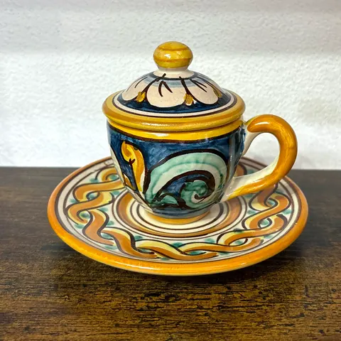 Lidded cup, ceramic bomboniera from Caltagirone